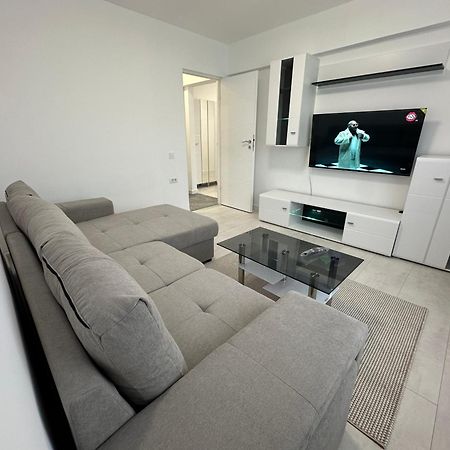 Apartament Ultra Central 3 Apartment Hunedoara Ngoại thất bức ảnh