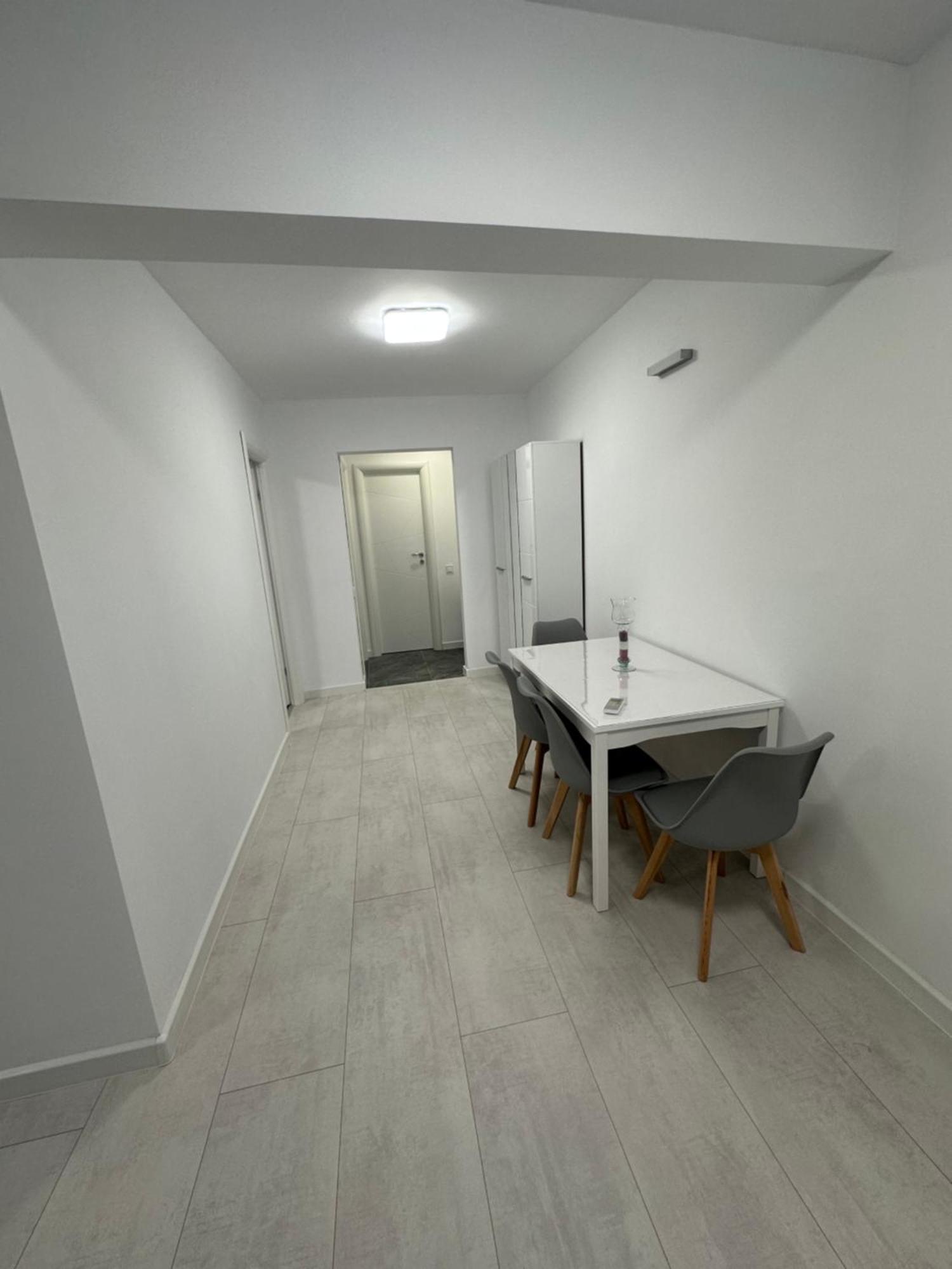 Apartament Ultra Central 3 Apartment Hunedoara Ngoại thất bức ảnh