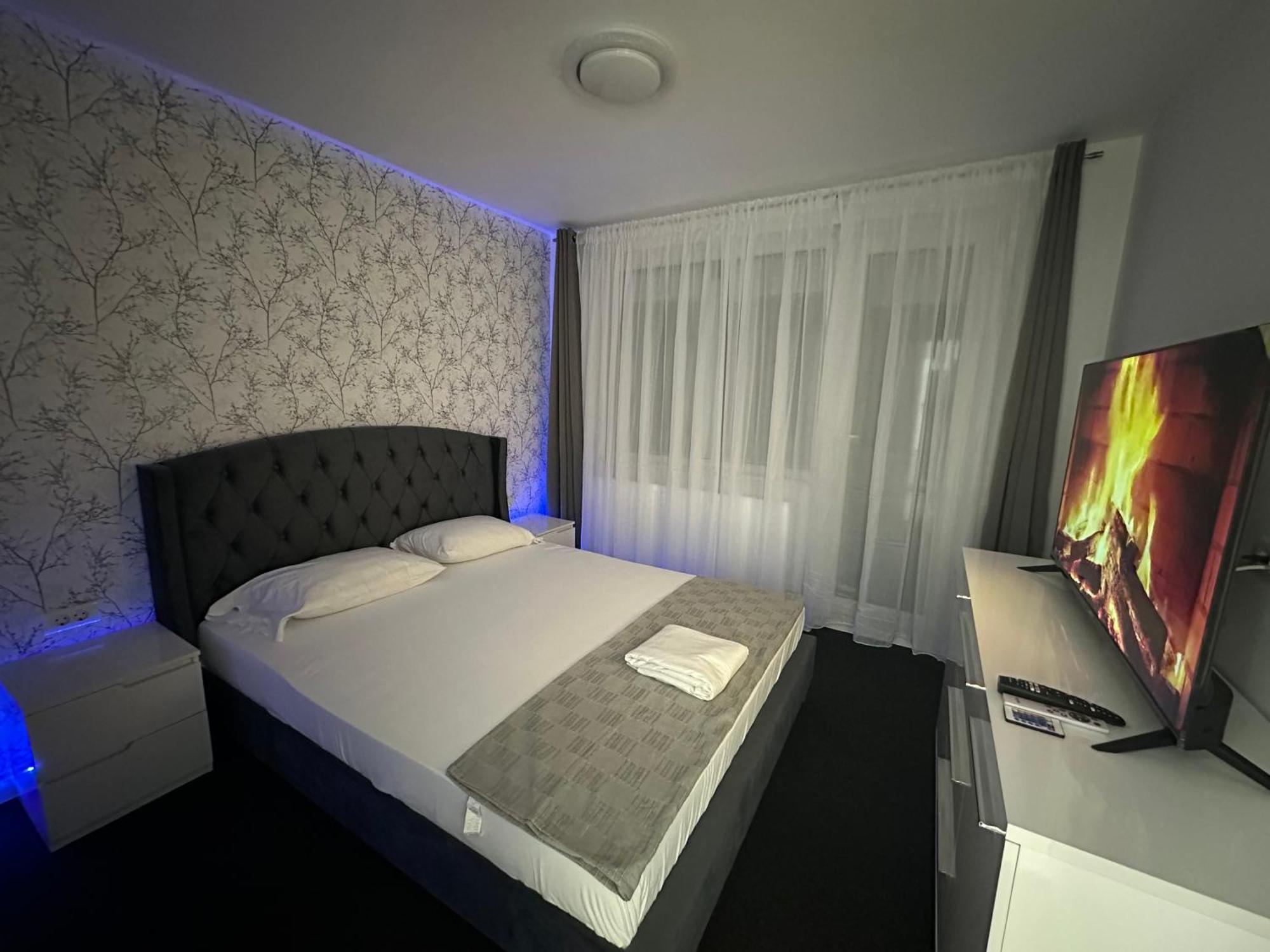 Apartament Ultra Central 3 Apartment Hunedoara Ngoại thất bức ảnh